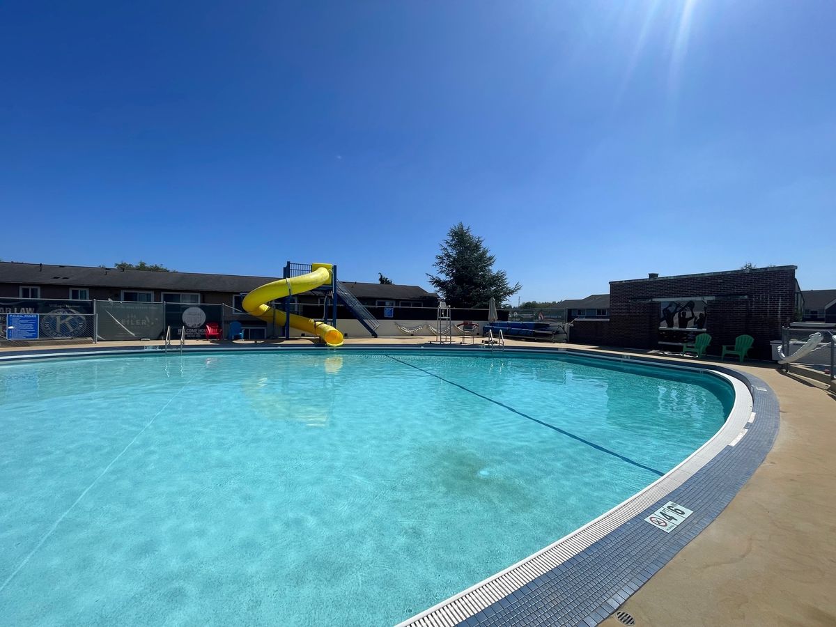 Dr. O.R. Nevitt Memorial Swimming Pool in Raymond, Washington